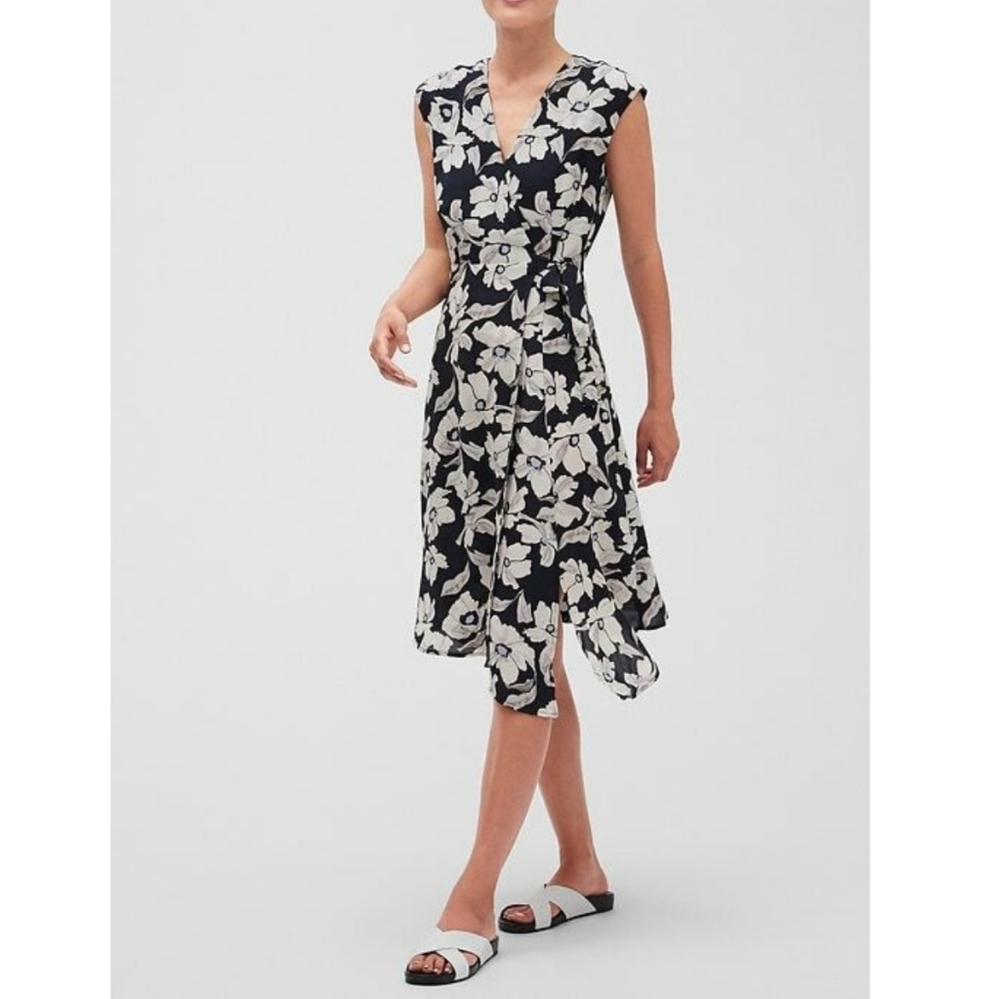 NWT Banana Republic All Seasons Midi Floral Wrap Dress